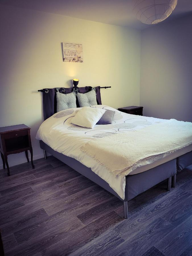 A La Forge Apartment Sermersheim Bagian luar foto
